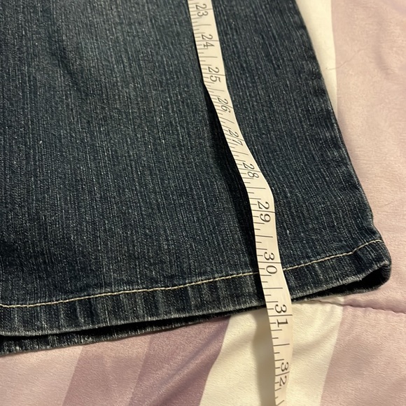 🦋 Super Cute Embellished Cropped Jeans - Picture 7 of 7